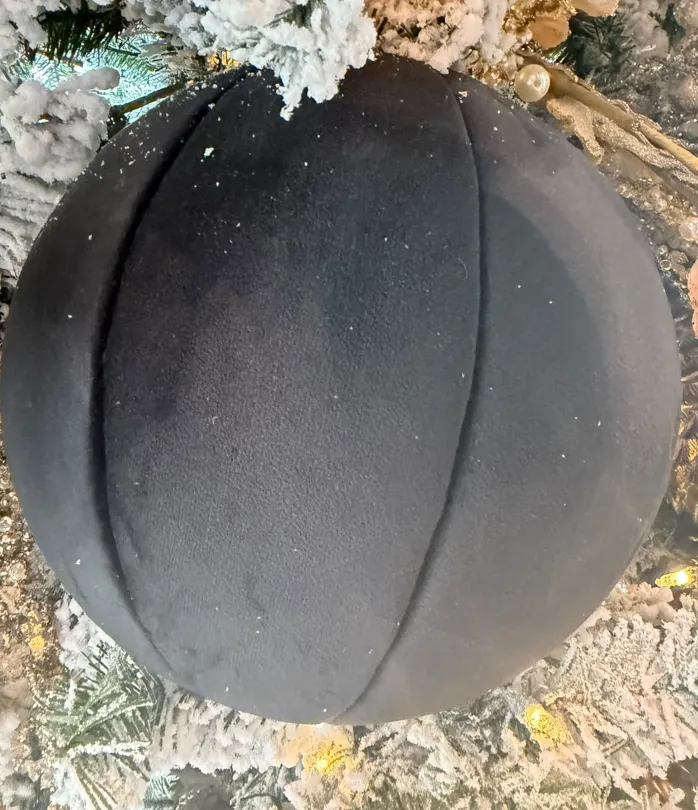Esfera Terciopelo Negro Mediano